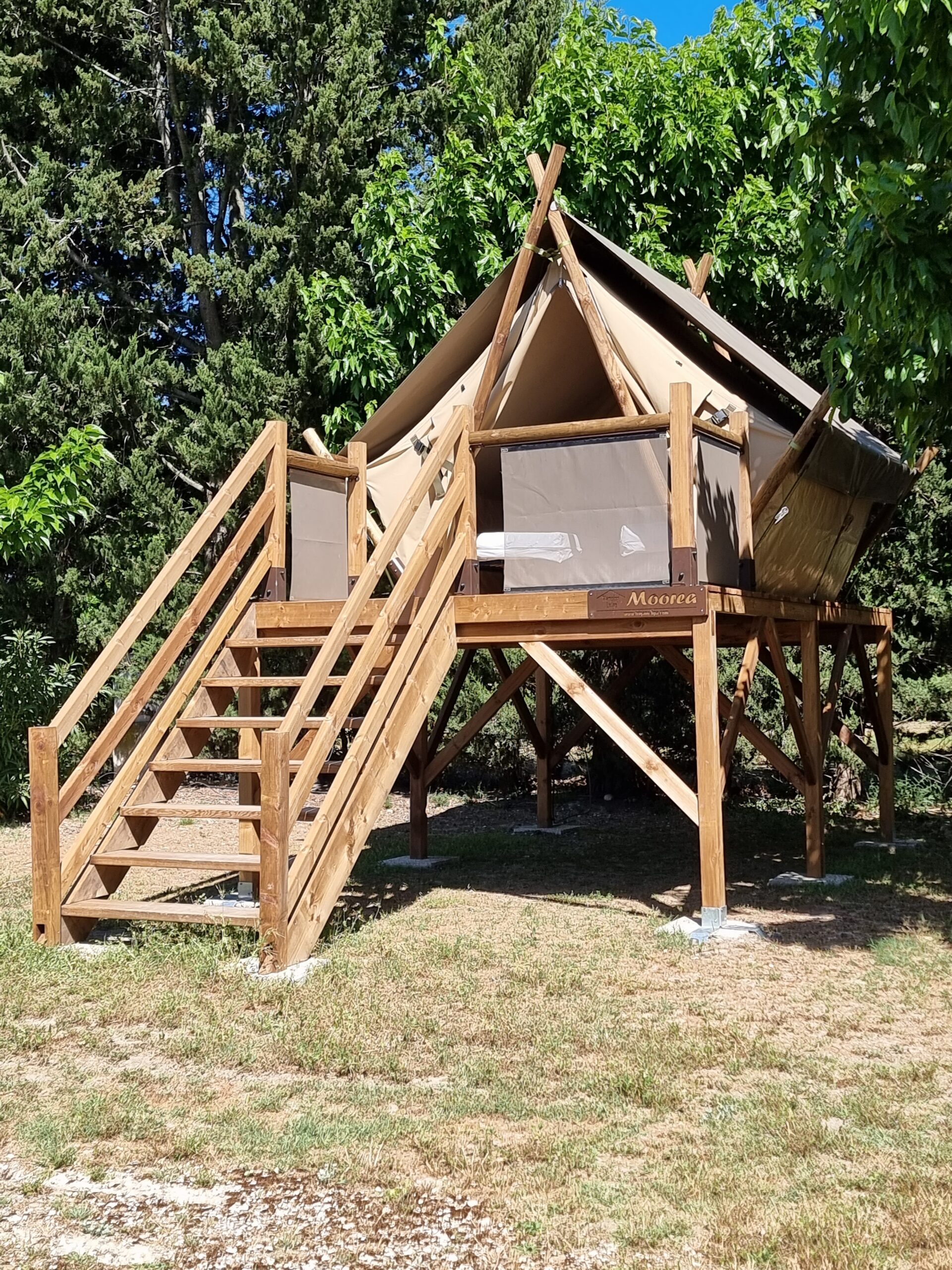 camping les micocouliers - location insolite 2 personnes
