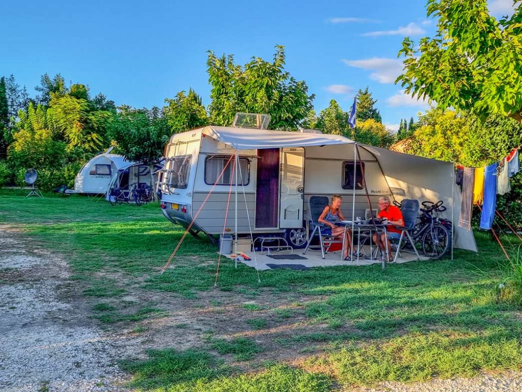 location emplacement avignon