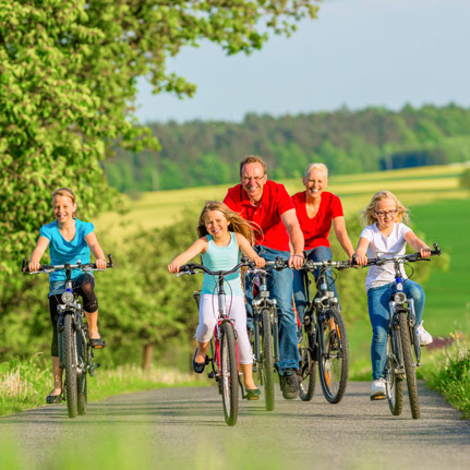 Balade velo famille - saint remy de provence - Les Micocouliers